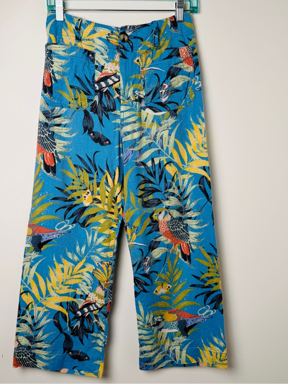 Colette Cropped Linen Wide-Leg Pants in Tropical Blue - Picture 2 of 16